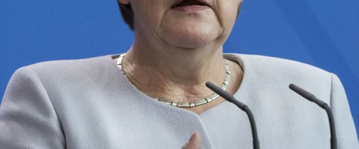Merkel: Almanya ve AB kendi çıkarını koruyacak